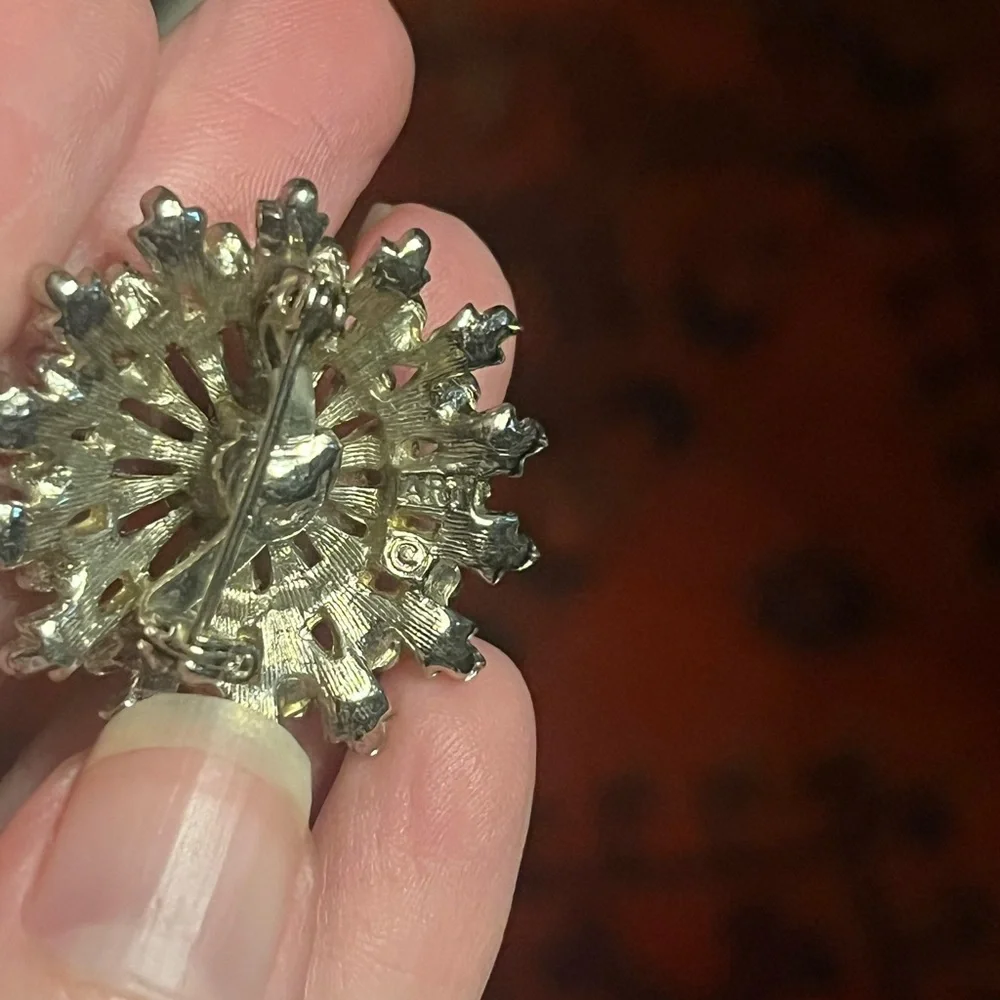 Vintage Starburst Rhinestone Brooch Signed ART 1960s